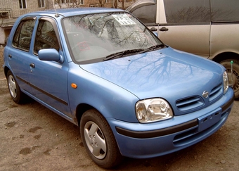 2000 Nissan March