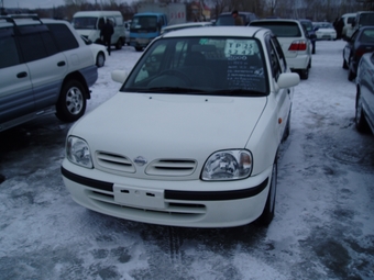 2000 Nissan March