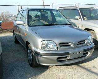 2000 Nissan March