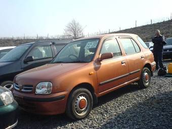 2000 Nissan March