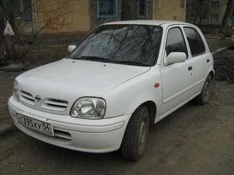 2000 Nissan March