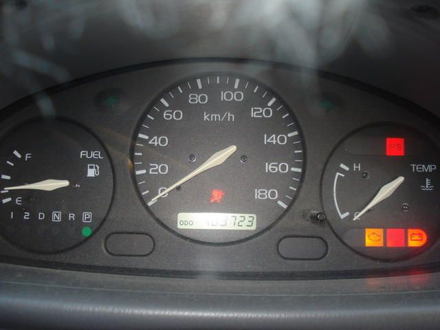 2000 Nissan March