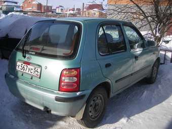 2000 Nissan March