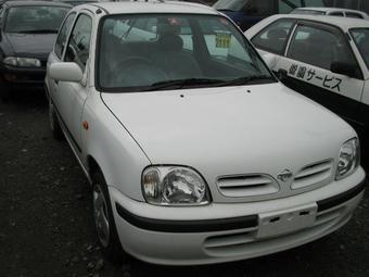 2000 Nissan March