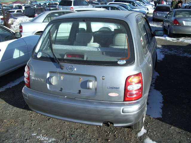 Nissan march 2000