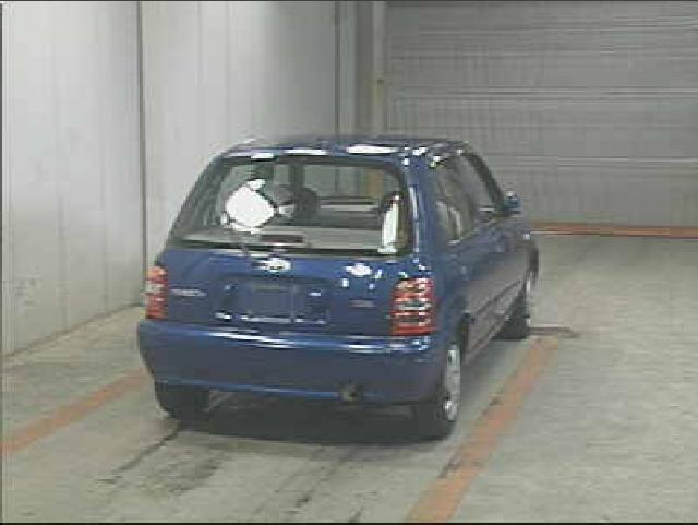 2000 Nissan March Pictures