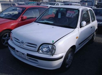 2000 Nissan March