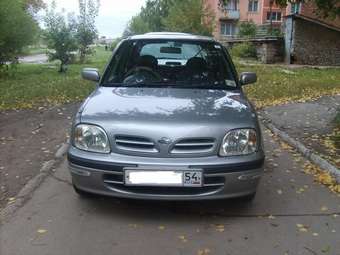 2000 Nissan March