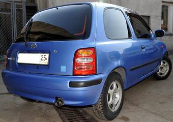 2000 Nissan March Pics