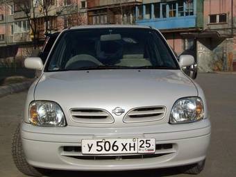 2000 Nissan March Photos