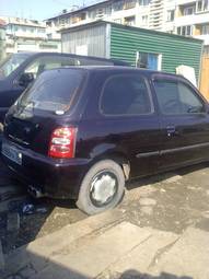 2000 Nissan March Photos
