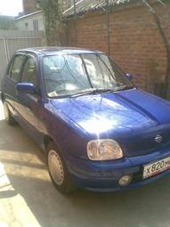 2000 Nissan March Pictures