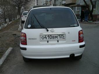 2000 Nissan March Pictures