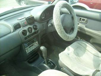 2000 Nissan March Pics