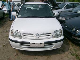 2000 Nissan March Photos