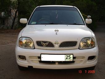 2000 Nissan March Photos