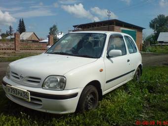 2000 Nissan March Photos