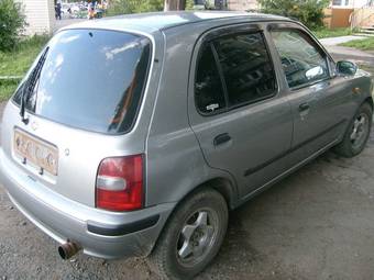 2000 Nissan March Photos