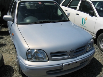 2001 Nissan March