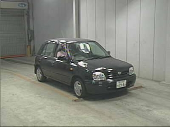 2001 Nissan March