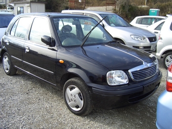 2001 Nissan March