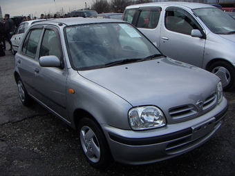 2001 Nissan March