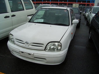 2001 Nissan March