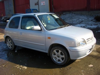 2001 Nissan March