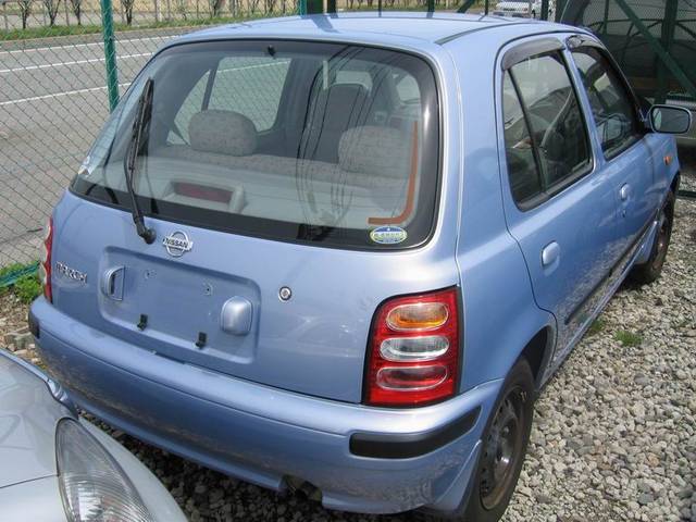 2001 Nissan March