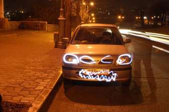 2001 Nissan March