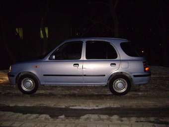 Nissan March