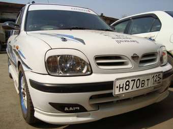 Nissan March