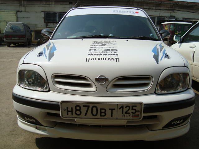 2001 Nissan March