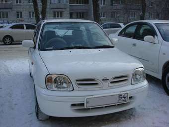 2001 Nissan March