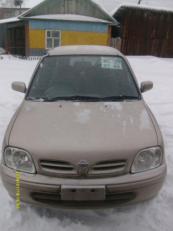 2001 Nissan March