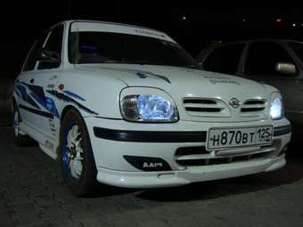 Nissan March