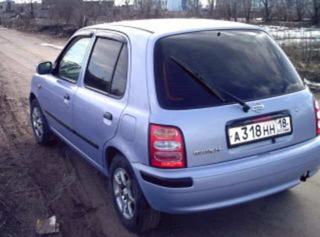 2001 Nissan March