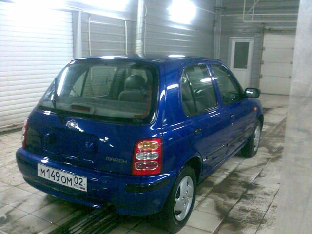 2001 Nissan March