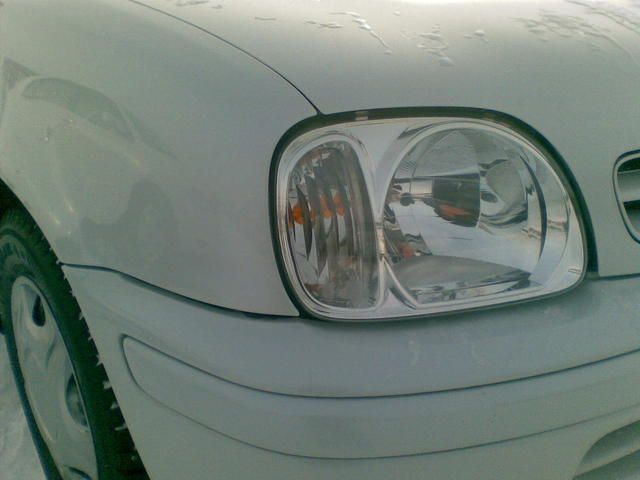 2001 Nissan March