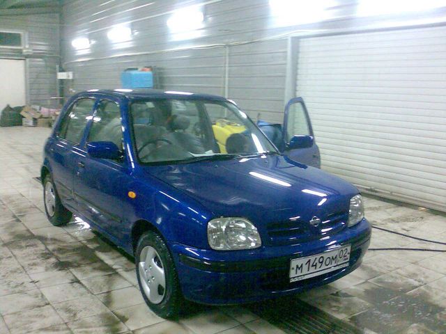 2001 Nissan March