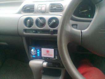 2001 Nissan March