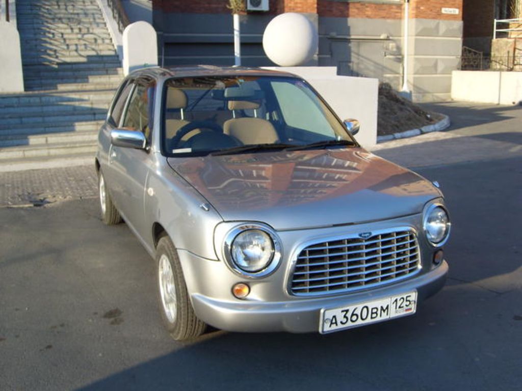 2001 Nissan March