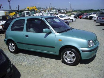 2001 Nissan March Pictures