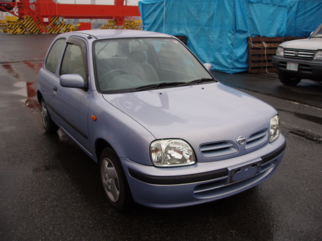 2001 Nissan March Pictures