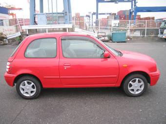 2001 Nissan March Images