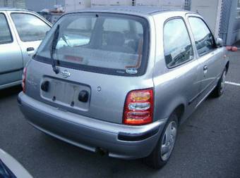 2001 Nissan March