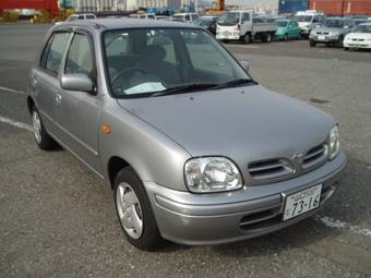 2001 Nissan March Pics
