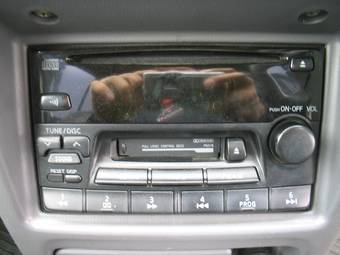 2001 Nissan March Photos