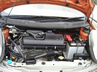 2001 Nissan March Photos