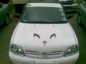 2001 Nissan March Pictures